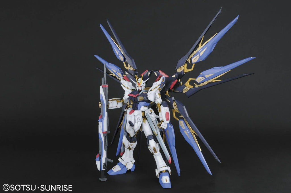 Gundam - PG - ZGMF-X20A Strike Freedom Gundam 1/60