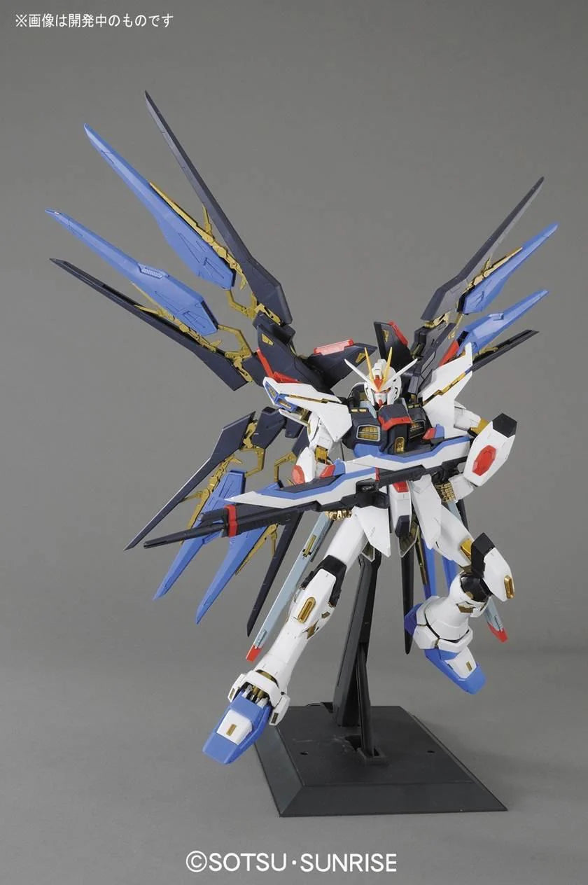 Gundam - PG - ZGMF-X20A Strike Freedom Gundam 1/60