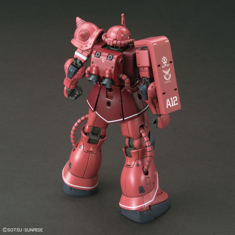 Maqueta Gundam HGGTO 024 MS-06S Zaku II Versión Cometa Roja 1/144