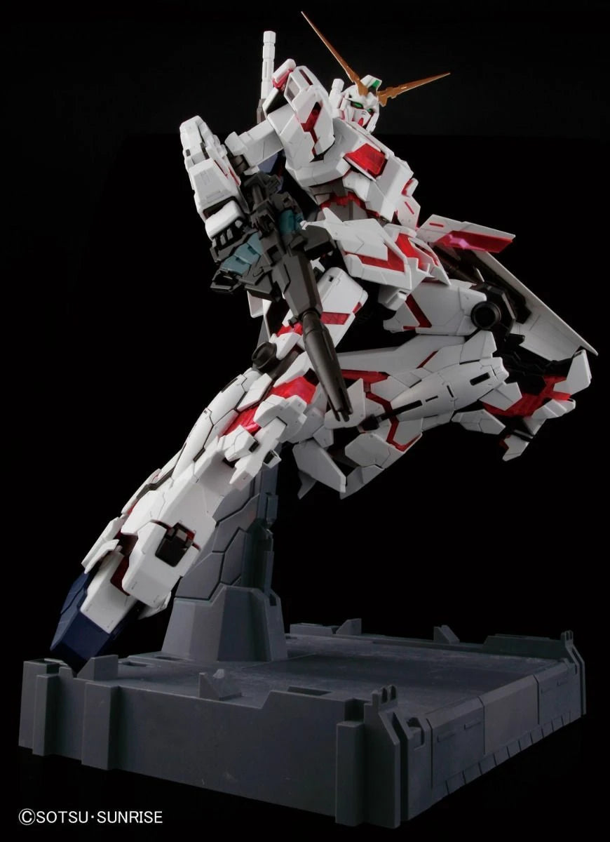 Maqueta Original PG 1/60 RX-0 Unicorn Gundam Full Psycho-Frame Prototype Mobile Suit